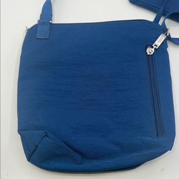 BAGGALLINI Pacific Blue RFID Pocket Crossbody and Wristlet - Picture 6 of 8